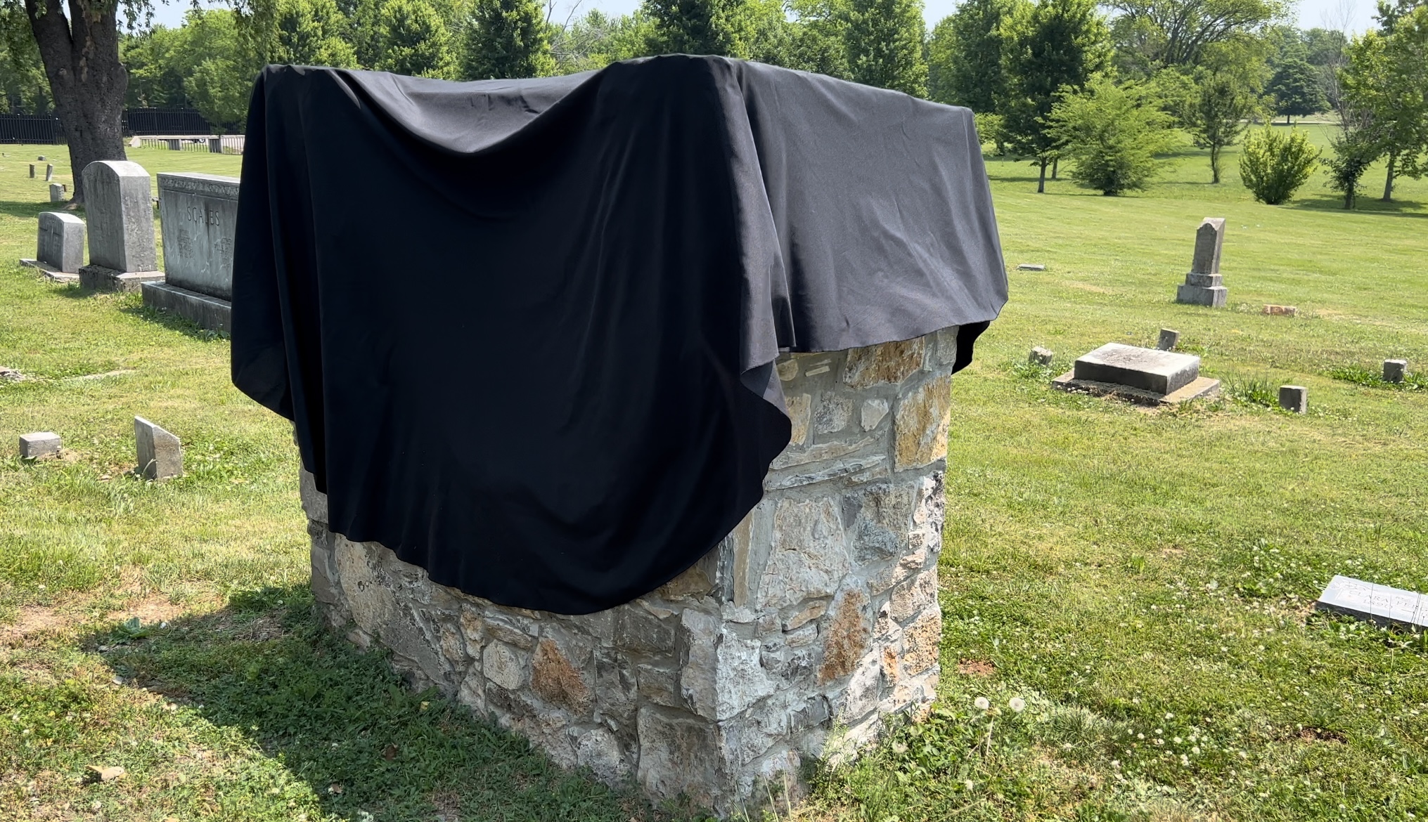Join us on June 24, 2023 at 10:00AM for the unveiling and dedication of a memorial to those enslaved on Oaklands Plantation